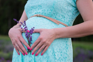 Montreal maternity photographer
