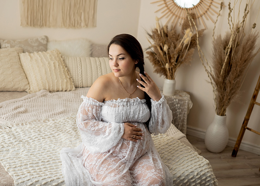 Maternity-photographer-in-Montreal